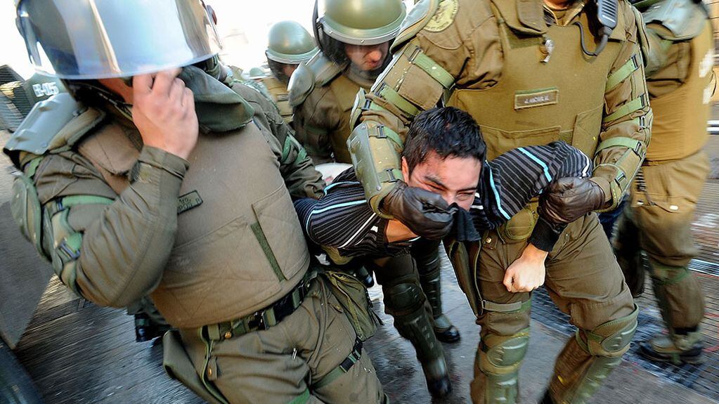 Una nueva protesta en Santiago de Chile terminó con más de 60 detenidos.