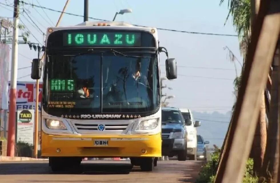 Rige el nuevo aumento al boleto urbano en Puerto Iguazú.