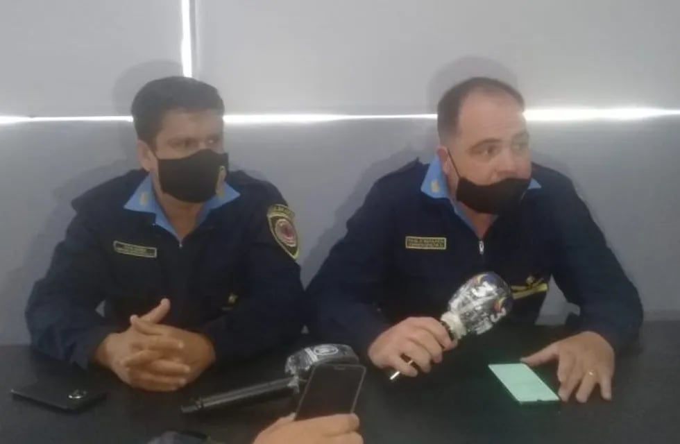Conferencia de Prensa Dependencia Policial Arroyito Comisario Inspector Pablo Berardo