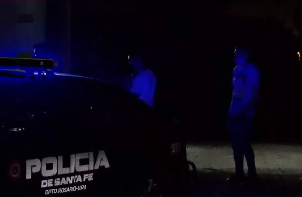 La policía rosarina comenzó a investigar el ataque este sábado a la noche. (Canal 3 / Imagen de archivo)