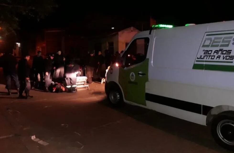 Delincuentes robaron una vivienda familiar y luego se tirotearon con la Policía. (Foto: Época)