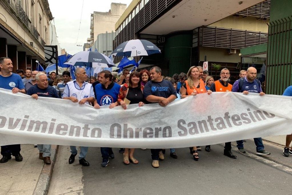Gran convocatoria a la Marcha de las Antorchas en Rosario