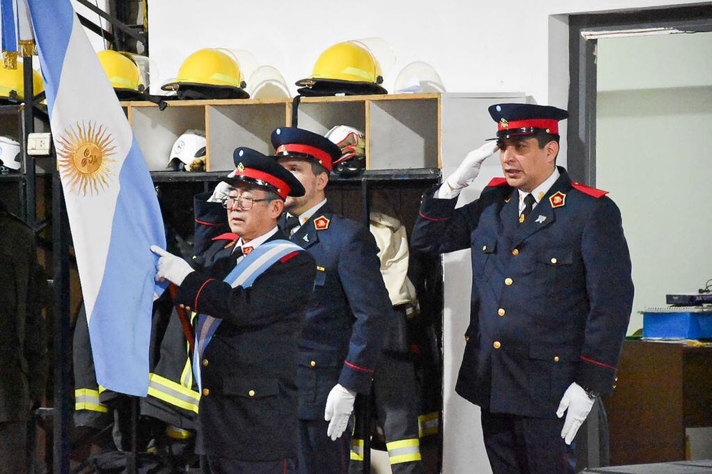 Día del Bombero Voluntario. Los bomberos de Ushuaia celebraron su aniversario 76.