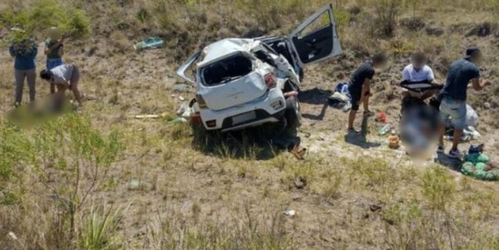 Cinco iguazuenses sufrieron un accidente en Entre Ríos.