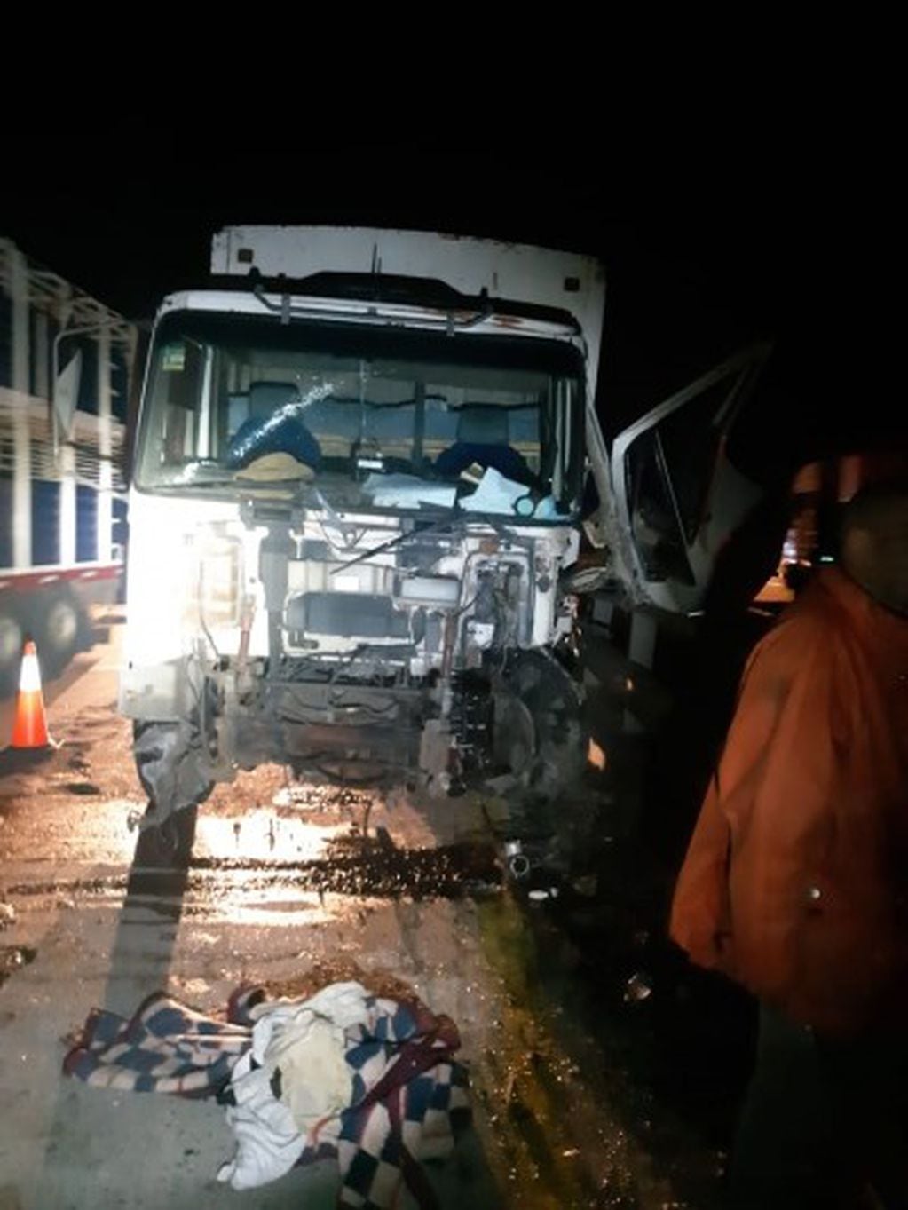 Accidente RN Nº14 - Un hombre salvó su vida de milagro
Crédito: IG: Todo Gualeguaychú