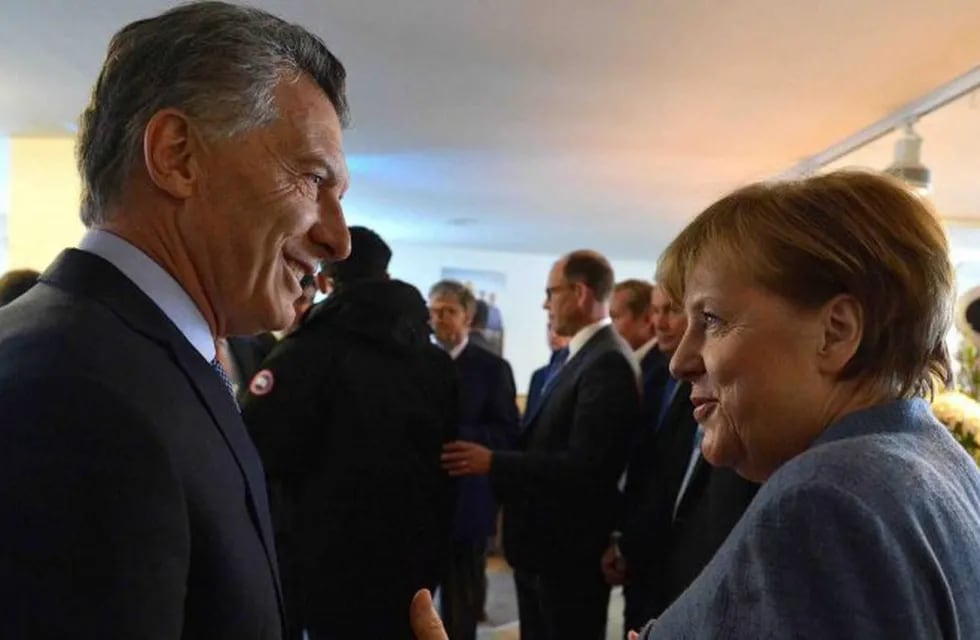 Mauricio Macri y Angela Merkel, juntos en Davos.