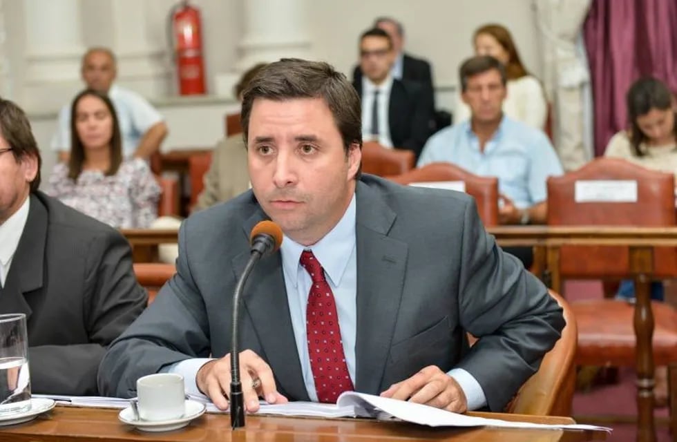 Senador Nicolás Mattiauda\nCrédito: Web