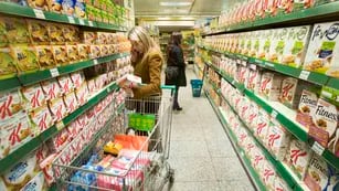 España registró una inflación interanual de 6,7% en diciembre y alcanzó su mayor nivel desde 1992