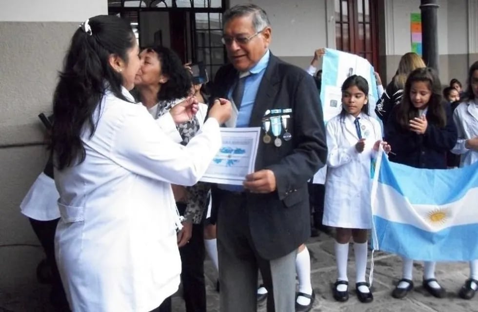 Acto por Malvinas, en la Escuela Belgrano, Jujuy