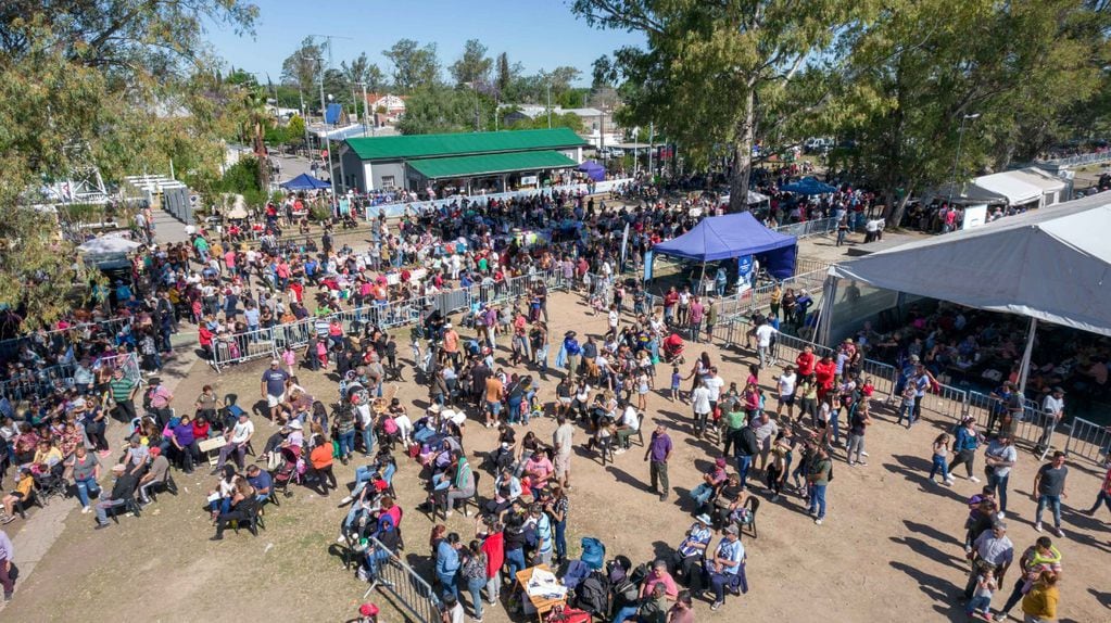 FESTIVAL DEL ASADO CRIOLLO. En Guiñazú eligen la pareja mejor asadora.