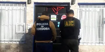 Allanamientos en Córdoba por estafas en Rosario