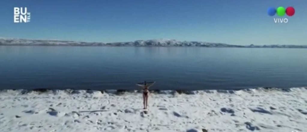 Los nadadores que se hicieron virales por nadar en el lago congelado.