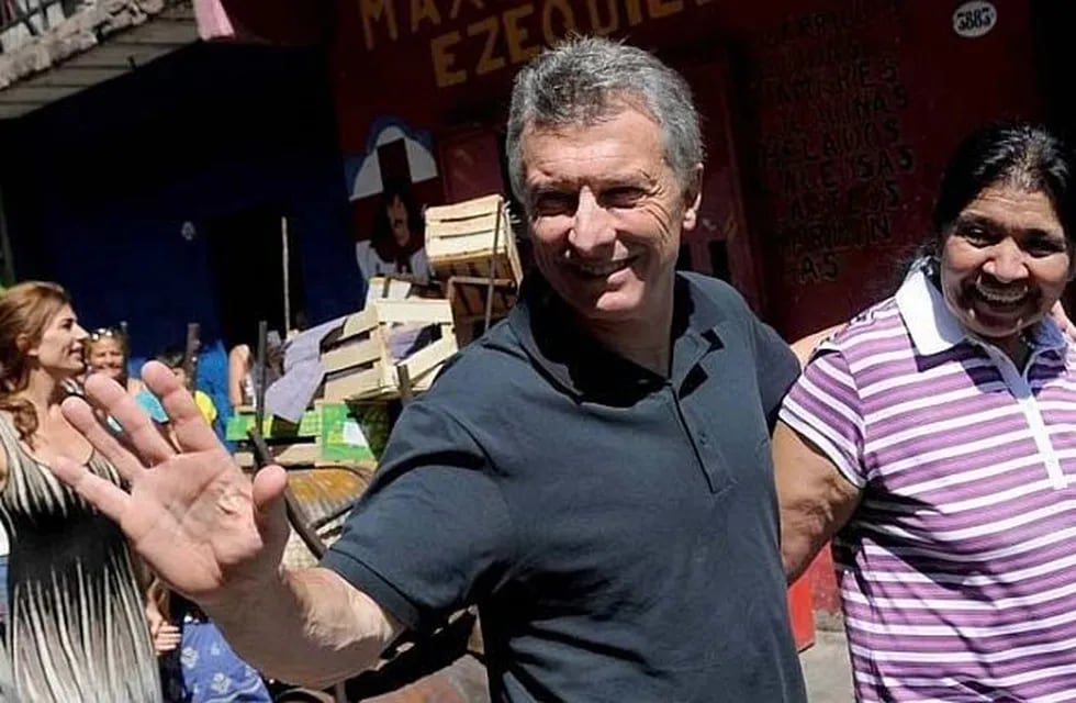 Macri visitó el comedor Los Piletones
