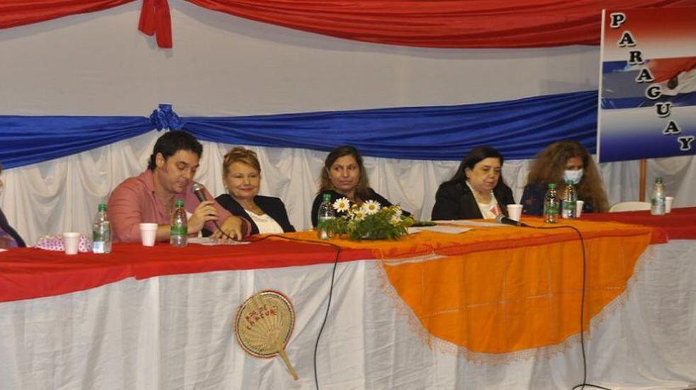 Hicieron la presentación del libro “Presencia de la colectividad paraguaya en la construcción de la ciudad de Eldorado”.