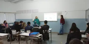 Charla de Gestión Ambiental en el Instituto Secundario de Claromecó