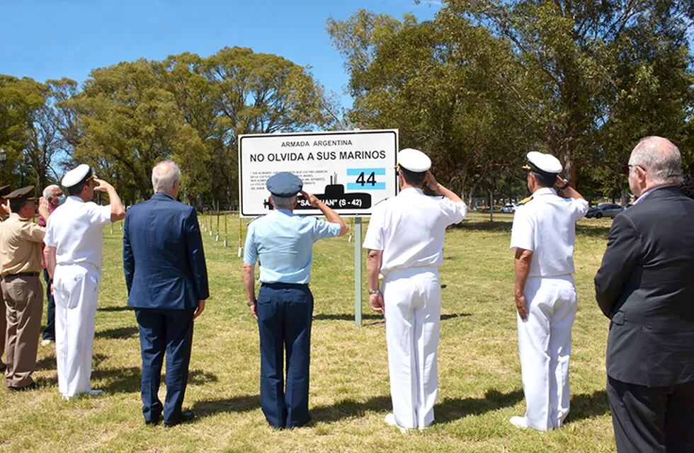 Inauguraron el Memorial al ARA San Juan en la Base Naval Puerto Belgrano.