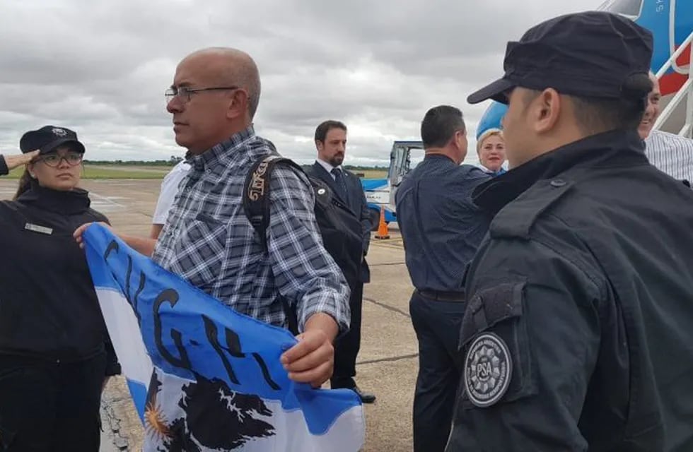 Con honor y emoción, retornó el contingente de ex Combatientes de Malvinas