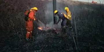 Focos de incendios en Puerto Libertad fueron extinguidos por Bomberos Voluntarios