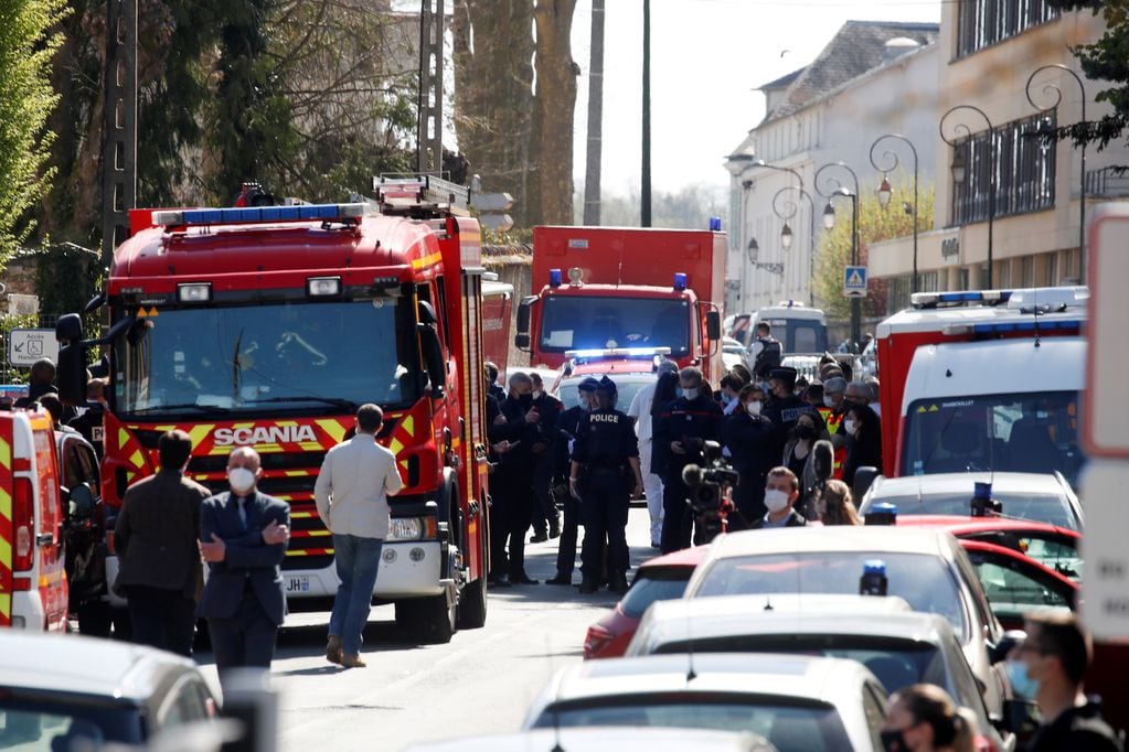 Una mujer policía fue asesinada en Francia