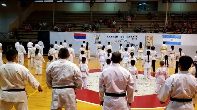 Puerto Iguazú: alumnos de la Escuela Municipal de Karate rindieron sus exámenes finales