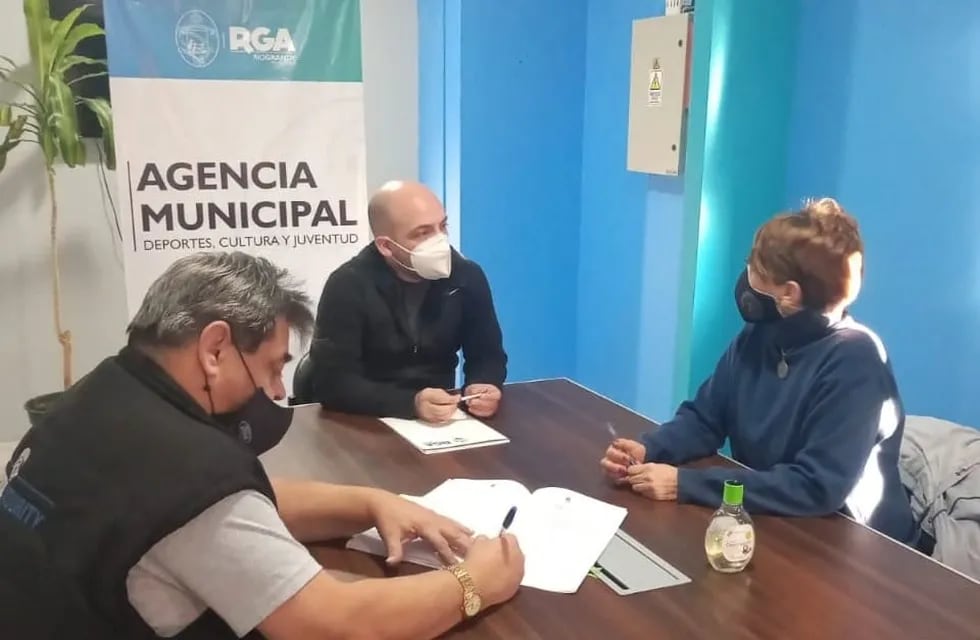 Se suscribió un convenio entre el Municipio y el Automóvil Club Río Grande