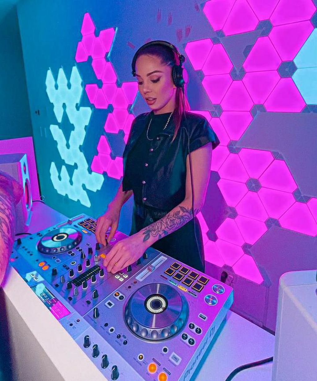 Romina Malaspina se lanzó como DJ.