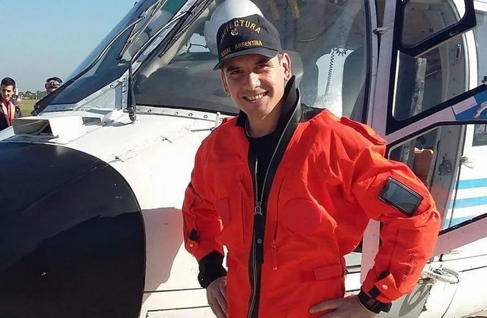 El piloto puntaltense Daniel Barzola trasladó a los jugadores de la Selección Argentina en helicóptero.