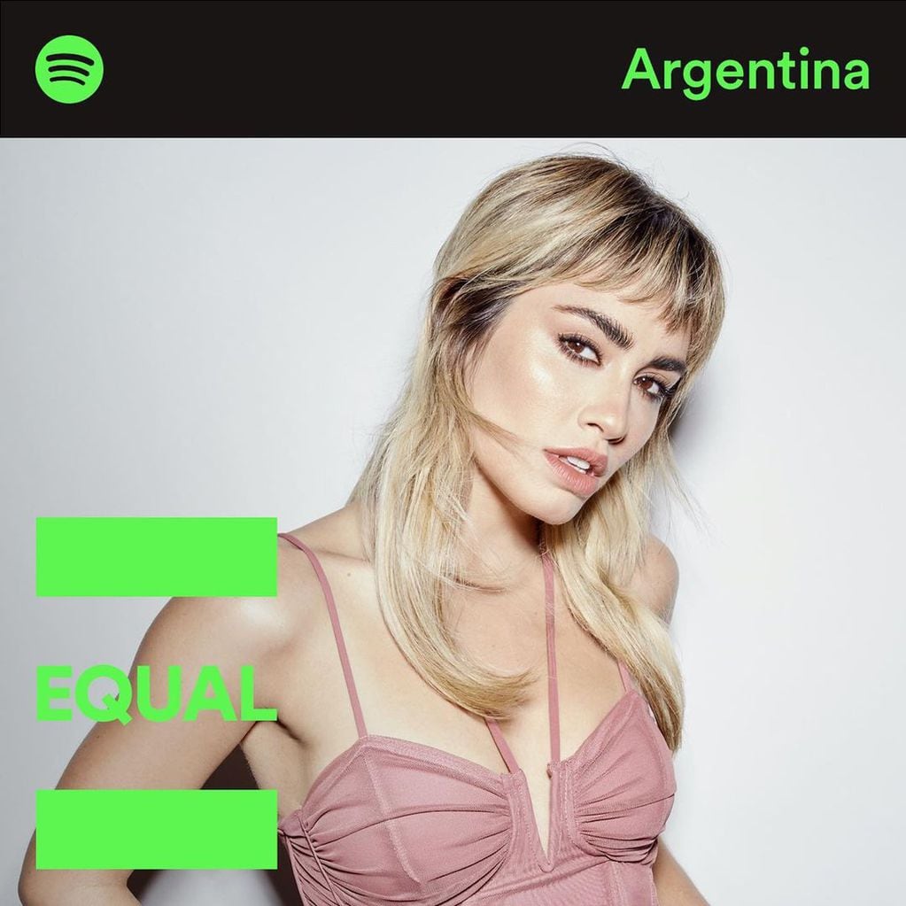 Lali Espósito en la portada de la playlist "Equal".