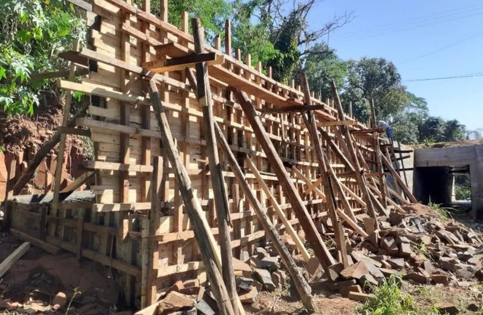Construyen una alcantarilla en el Arroyo Ramón Ayala