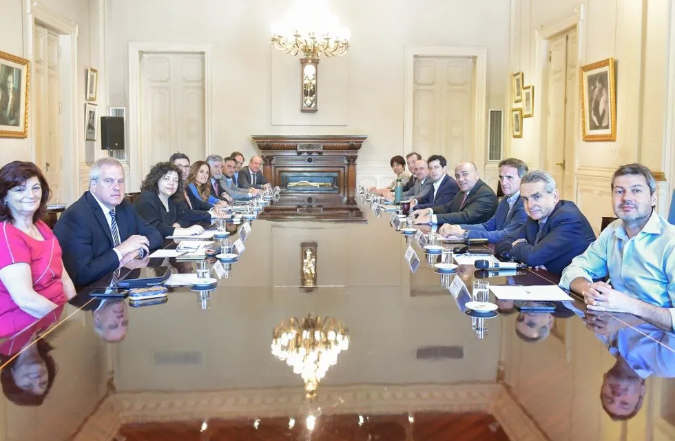 Juan Manzur encabezará una nueva reunión de Gabinete que se hará en la Casa Rosada.