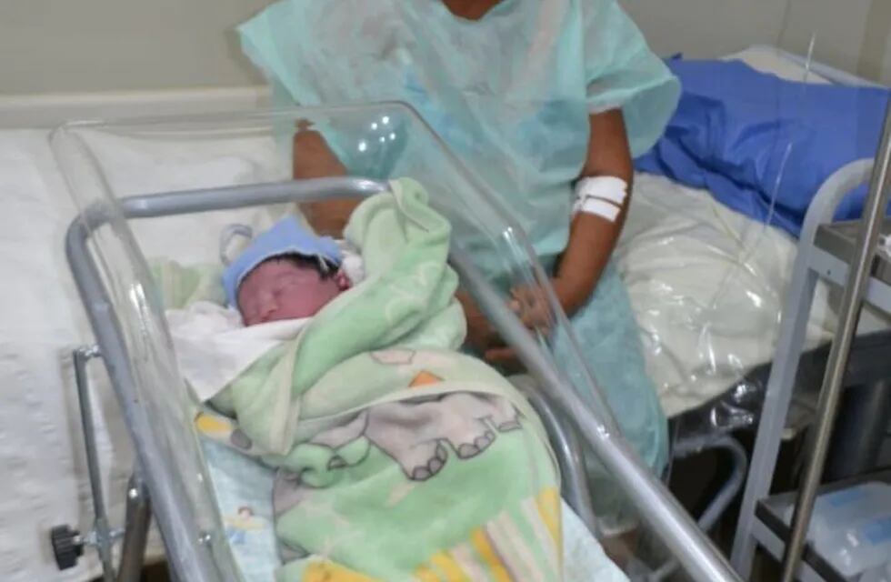 El primer bebé del año en Santiago del Estero es un nene: Eidan Nehemías (Web)