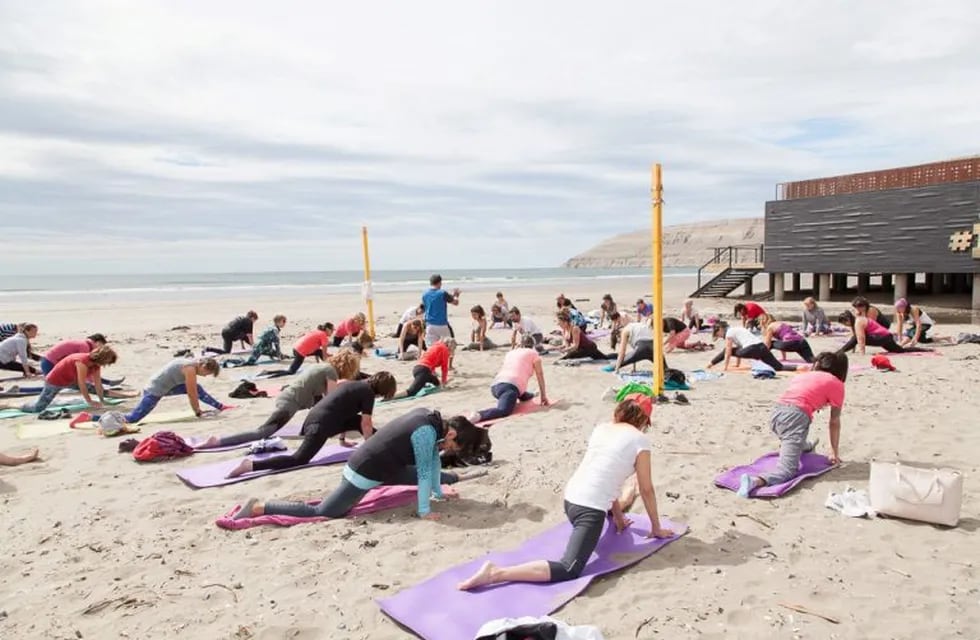 Este sábado habrá Yoga al aire libre en Rada Tilly
