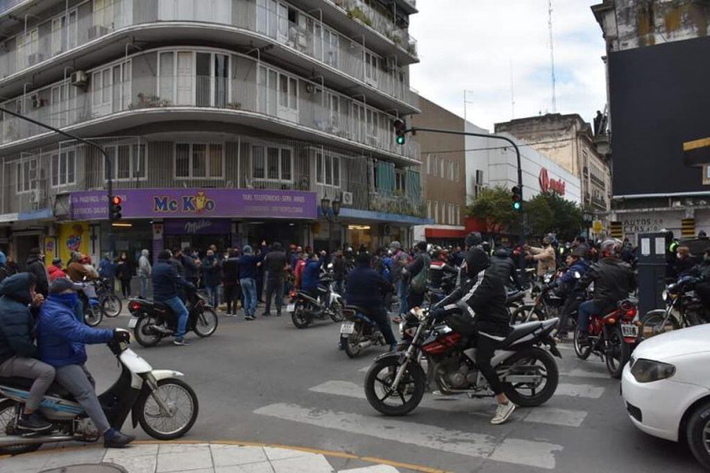 Marcha de UTA Tucumán.