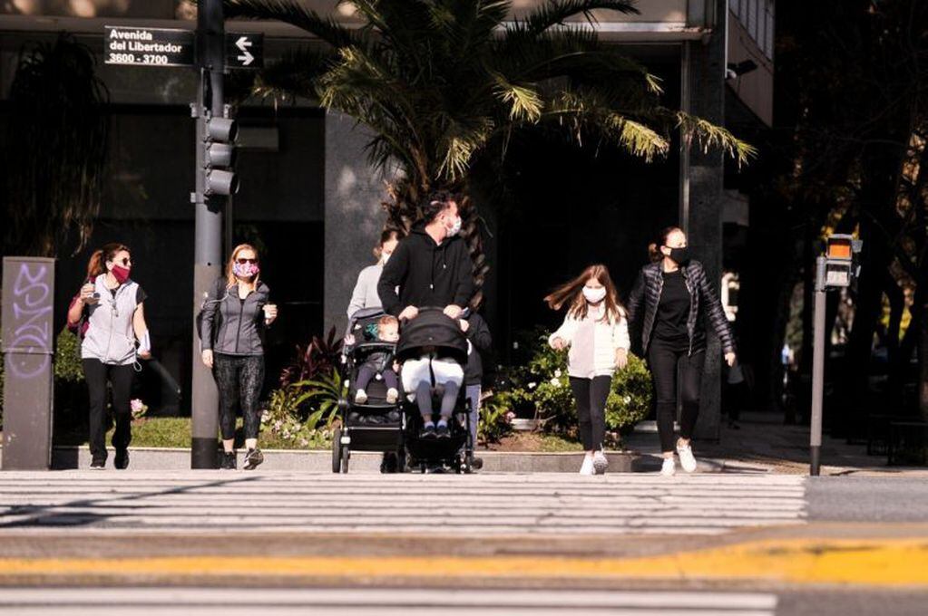 Los chicos salieron a las calles de Buenos Aires en el primer día de permisos (Fotos: Clarín)