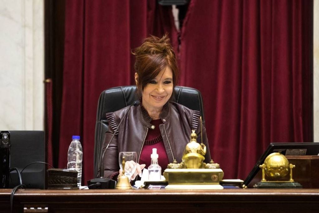 Cristina Kirchner apunta a la Corte Suprema en el Senado. 