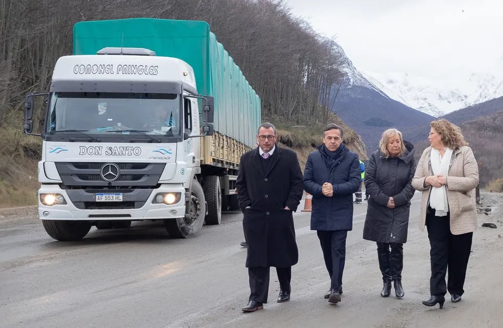 El Ministerio de Transporte visitó el operativo de invierno 2023 de Ushuaia