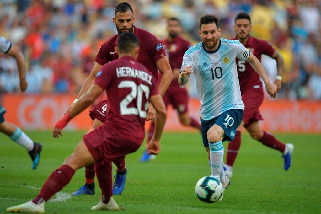 Messi ante Venezuela en la Copa América Brasil 2019. Foto: AFP/Carl De Souza