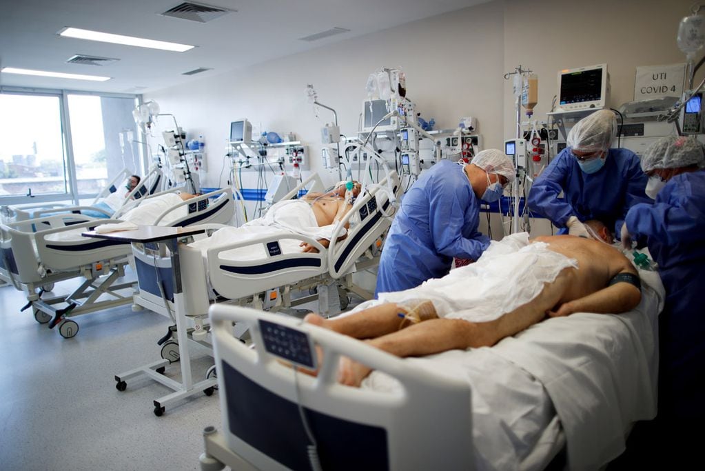 Covid-19. Terapia intensiva hospital en Lomas de Zamora, Buenos Aires, Argentina. (AP)