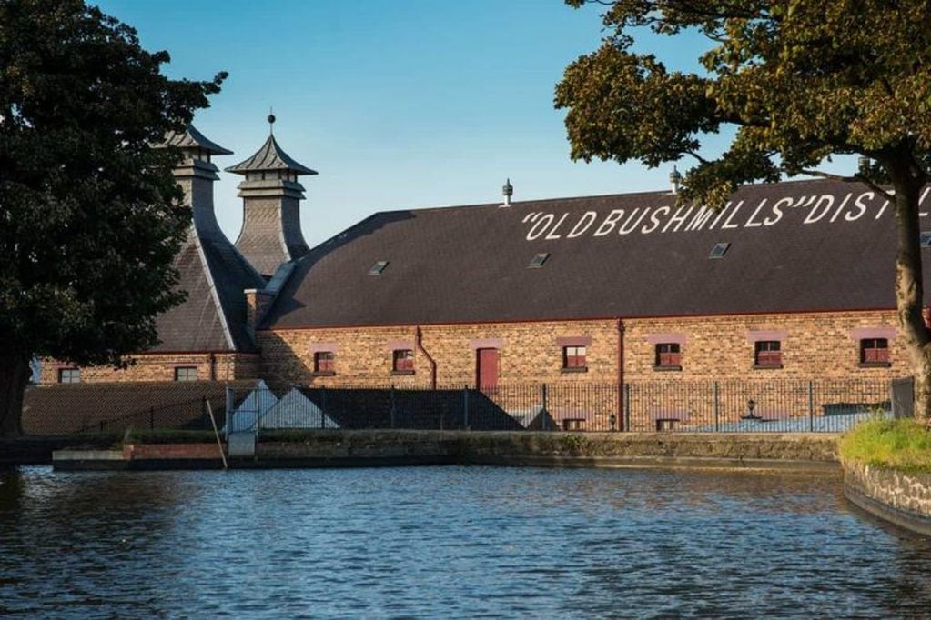 Bushmills es conocida como la destilaría más antigua en el mundo. (web)