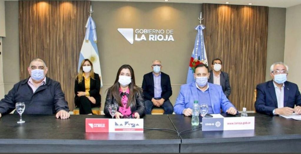 Anuncios de aumento al personal de Salud riojano (Gob. La Rioja)