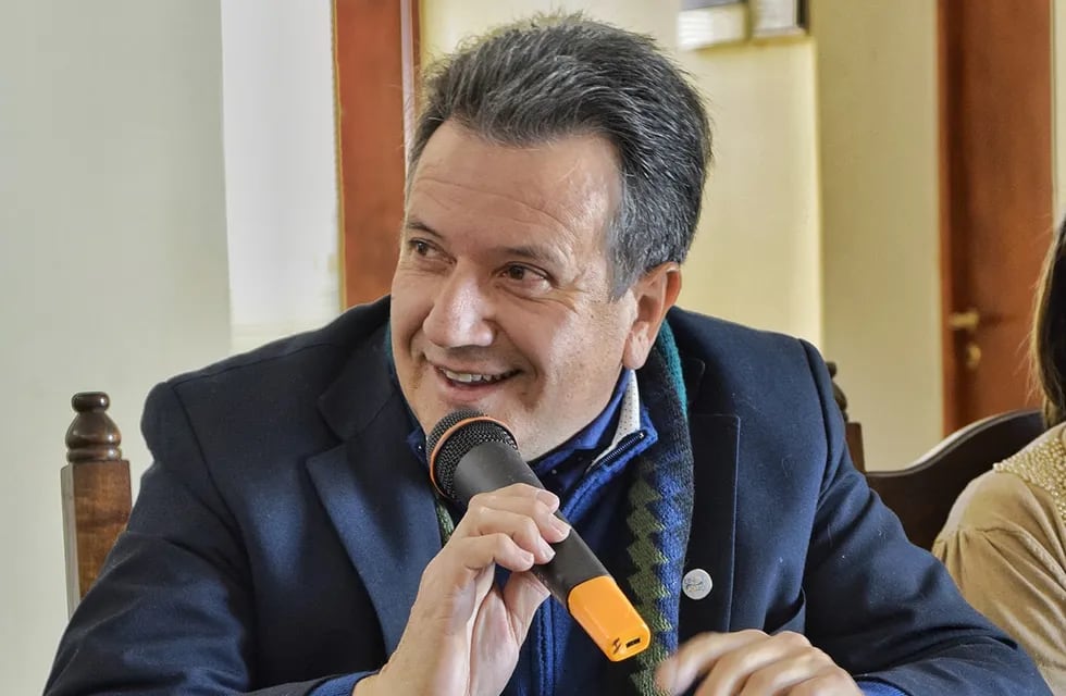 La Comisión Nacional de Evaluación y Acreditación Universitaria (Coneau) aprobó el dictado de la carrera de Abogacía en la UNJu, anunció el rector Mario Bonillo.