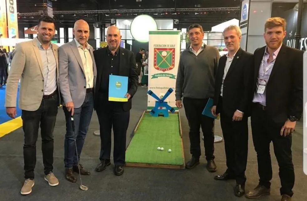 La Agencia Córdoba Turismo firmó un convenio para promover el golf en la provincia.