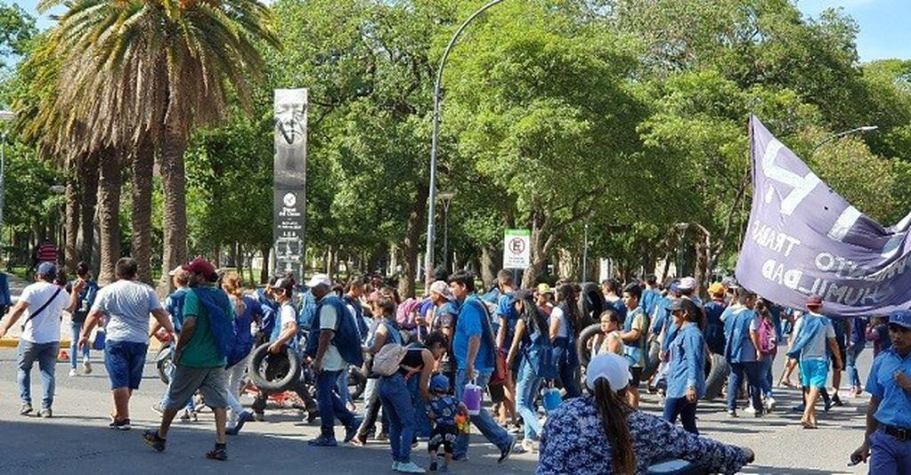 Manifestaciones en Resistencia: dos detenidos y un vehículo secuestrado