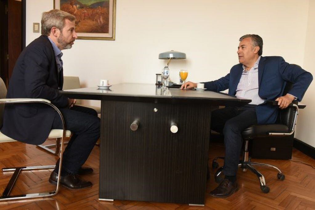 Cornejo se reunió con Frigerio y firmó los cambios en el Pacto Fiscal
