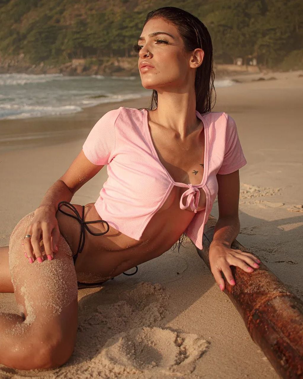 Daiane Tomazoni, la modelo brasileña que es furor en Onlyfans.
