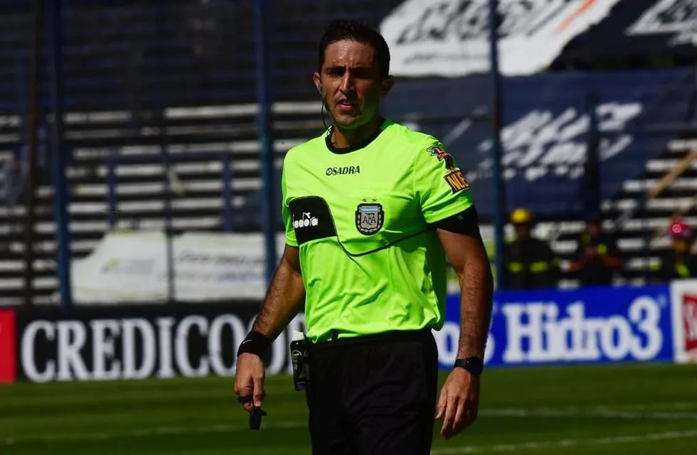 Nazareno Arasa será el árbitro que estará en el duelo entre Belgrano y Almagro del viernes 1 de julio, a las 19, por la fecha 22 de la Primera Nacional
