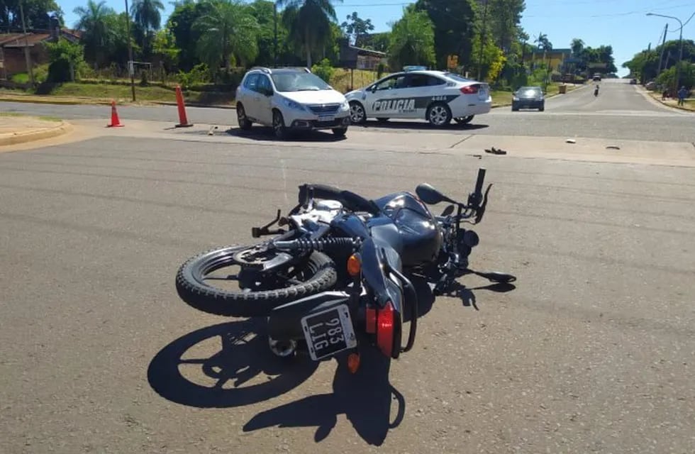 Accidente vial en pleno centro de la ciudad de Posadas.