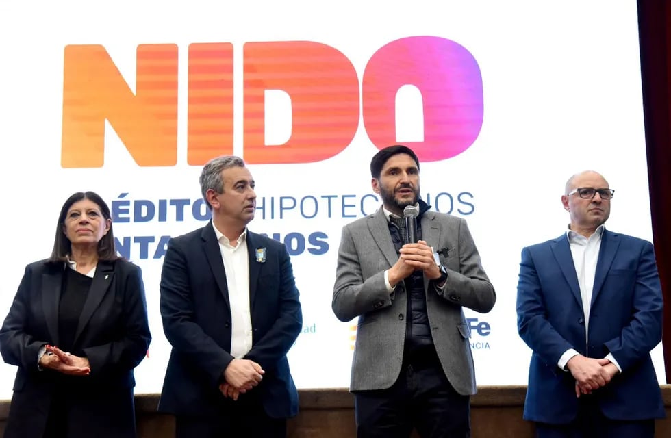 Pullaro presentó los créditos hipotecarios Nido