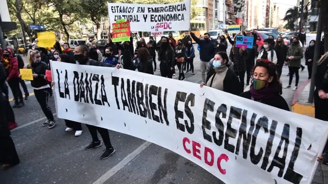 Protesta de escuelas de danza. (Pedro Castillo/ La Voz)