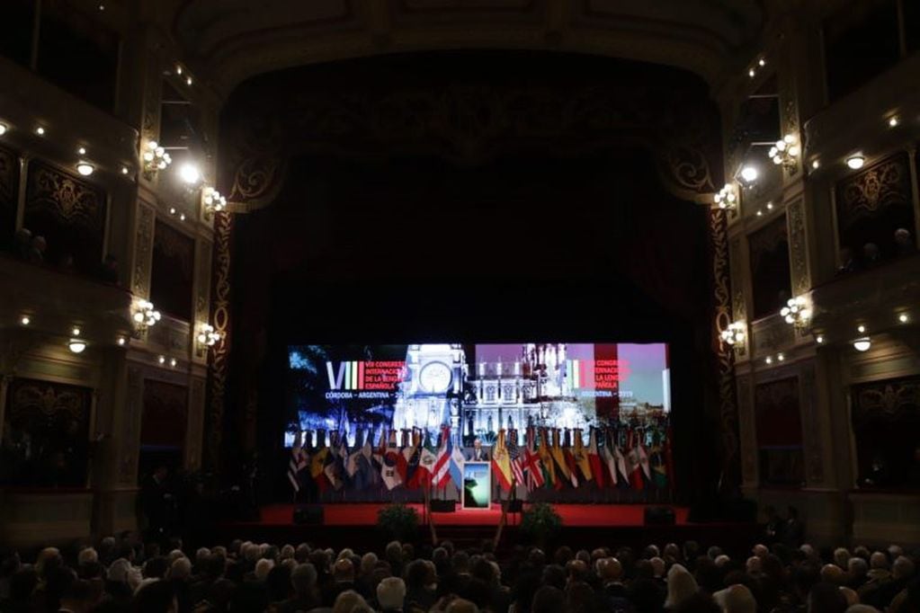 Congreso de la Lengua en Córdoba, con la presencia de los reyes de España, el presidente Mauricio Macri y el gobernador Juan Schiaretti.